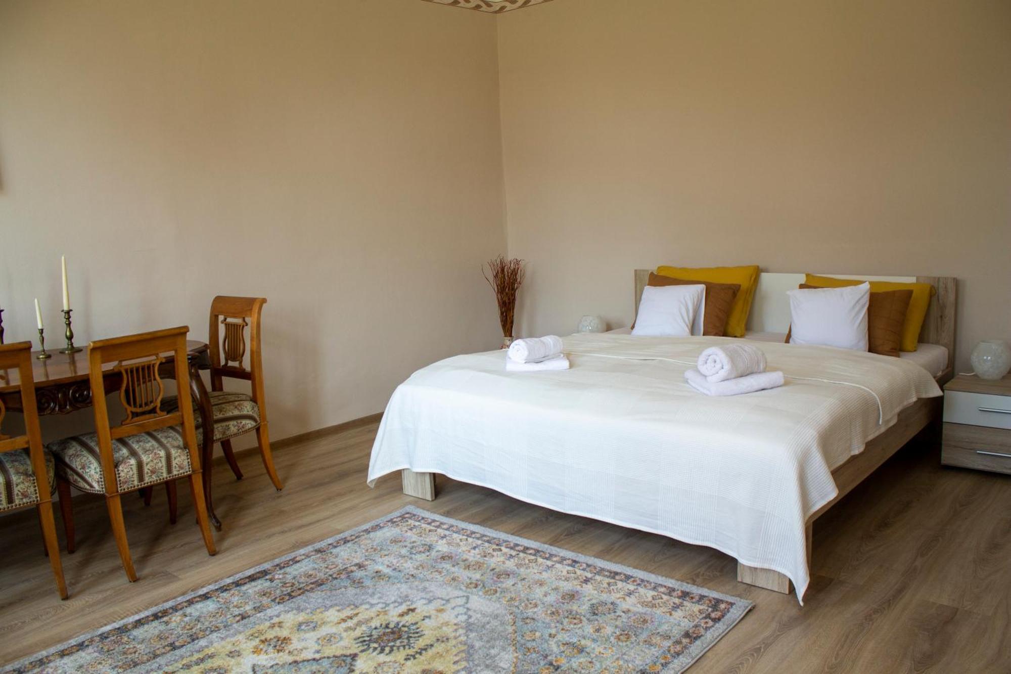 Villa Flora Kiskunmajsa Esterno foto